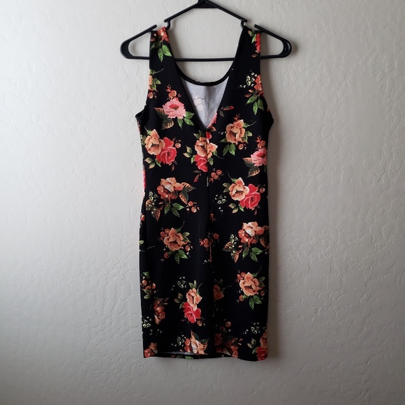 Black floral bodycon dress - Picture 2 of 4